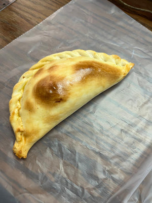 Empanada mechada queso cebolla caramelizada (6 unid x 180 g.)