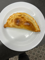 Empanada mechada queso cebolla caramelizada (6 unid x 180 g.)
