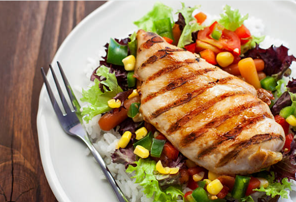 Pechuga de pollo grillada                                             500 g. (2-3 unid)